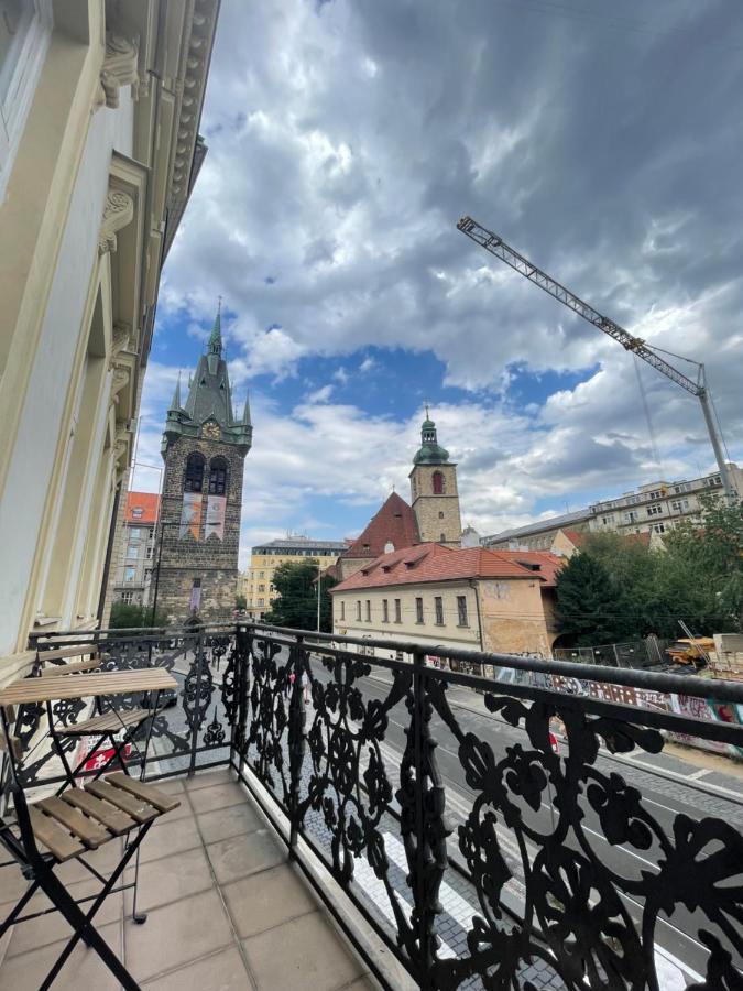 Grand Viceroy Apartments - Gothic Tower View Praha Eksteriør bilde